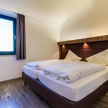 Lagovida Duenenhaus Comfort Familia J Am Stoermthaler Großpösna