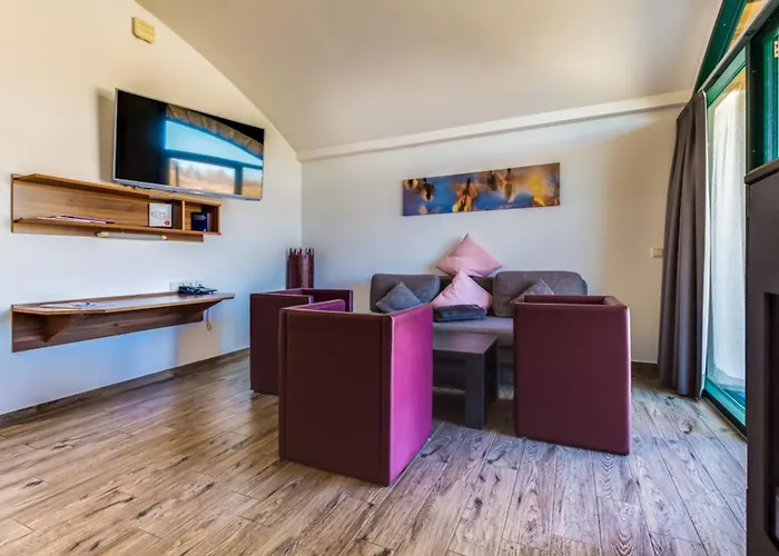 Lagovida Duenenhaus Comfort Familia J Am Stoermthaler גרוספוסנה